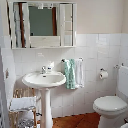 Guest house Degli Oleandri 3*