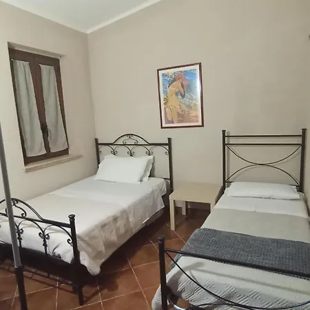 Degli Oleandri Konukevi 3*